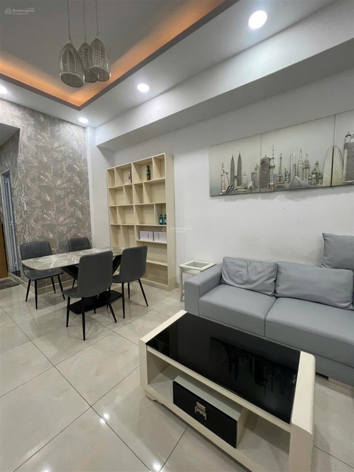 Cho thuê căn hộ vạn đô  bến vân đồn. p1. q4.  0909 626 ***