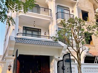 Bán căn btsl 209m2 hoàn thiện full nội thất cao cấp phong cách indochine, sẵn sổ giá chỉ 37,5 tỷ
