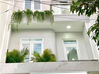 Cc cần nhà mới 1trệt 2lầu, 1/ đường hoàng hữu nam, p.long thạnh mỹ ,q9 dt đất 58.4m2 . hcong đủ