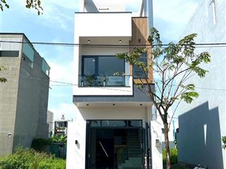 Nhà đẹp view sông  hướng đông nam 1trệt 2lầu, nhà view sông tắc, đối diện biệt thự , cạnh vinhome