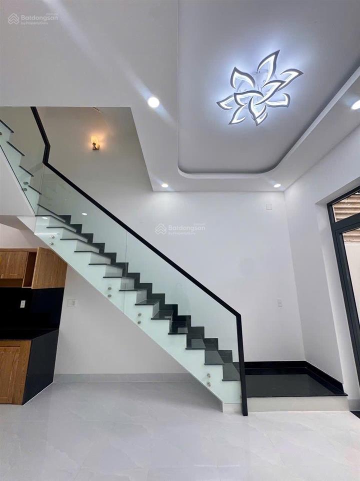 Giá có 1 0 2 nhà mới 1trệt 2lầu trường lưu p long trường q9, giá 4.750 tỷ  dt 50m2, sàn 120m2 shr