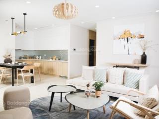 Cho thuê căn hộ tại tân hoàng minh  hoàng cầu, dt 115m2, 2 pn, full đồ đẹp, view hồ. giá 19 triệu