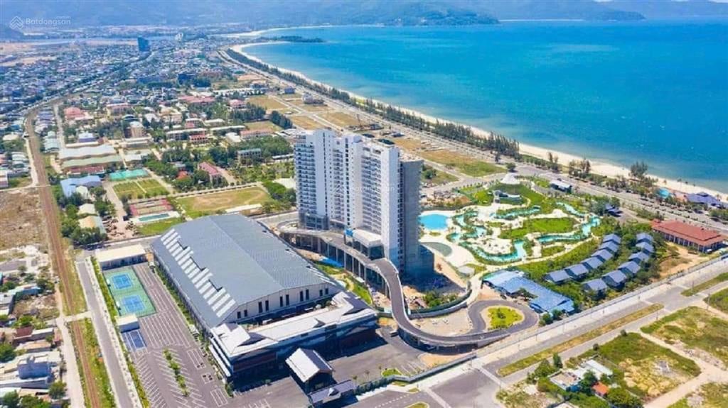 Bán đất biệt thự view biển 375m2 đường nguyễn tất thành giá tốt.  0911 720 ***