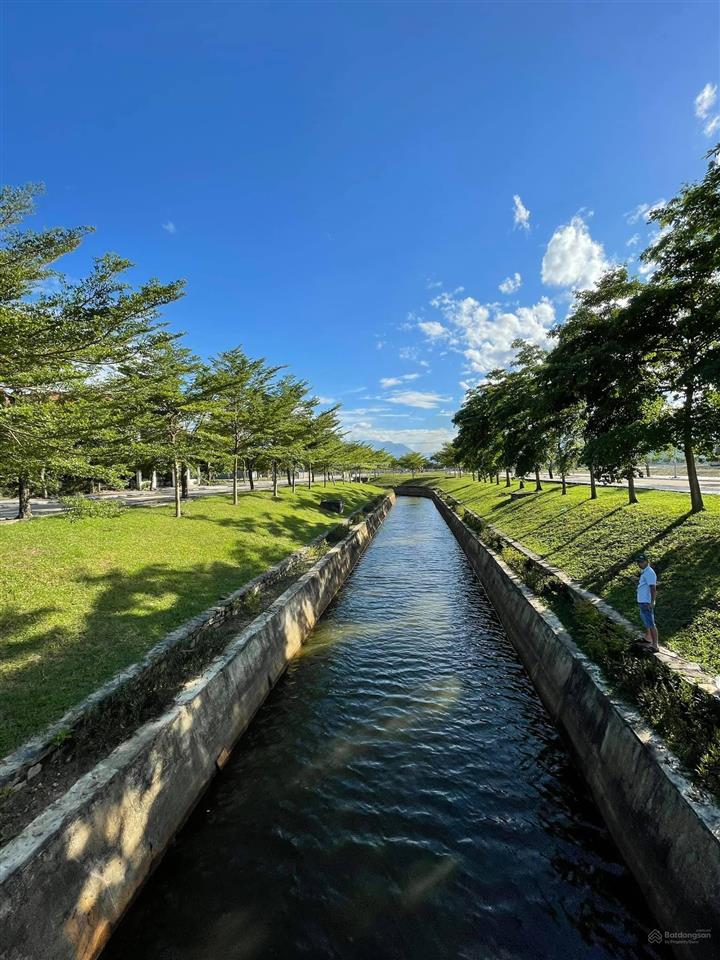 Bán lô biệt thự 187m2 khu golden hills , gần sông , sát biển giá tốt.