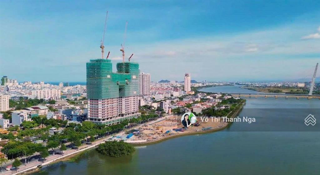 Chủ cần tiền bán lại bằng giá căn 1pn, trực diện sông tầng cao