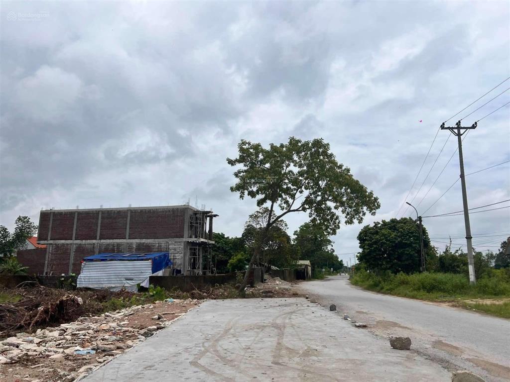 Bán 2300m2 đất sát vinhomes móng cái trong đó 600m2 đất odt giá rẻ nhất khu vực. 0966 105 ***