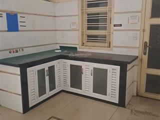 Cho thuê nhà hẻm 6m đường hoàng diệu 2, p.linh trung. dt 5x20. trệt + lửng  gồm 3pn 2wc  8.5tr/th