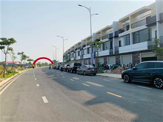 Mua nhà giá gốc không lo chênh từ chủ đầu tư, giỏ hàng còn lại 9 căn, chiết khấu ngay 10%