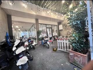 Giá 65 tỷ quận 1  ( 8 x 26m) 4 tầng  mặt tiền phan tôn, ngay điện biên phủ, hàng vip