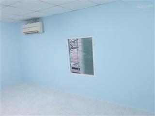 Nhà nhỏ thuận tiện cho vợ chồng, đối diện cổng bệnh viện 175 (cổng nguyễn thái sơn)