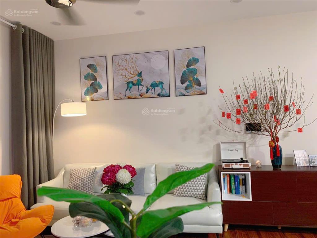 Bán nhanh căn 2pn akari 75m2 full nội thất, sẵn sổ hồng, công chứng ngay.  0932 115 ***