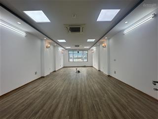 Chính chủ cho thuê văn phòng 60 m2  12,5 triệu (tri ân 5 triệu c khách thuê) nhân hoà thanh xuân