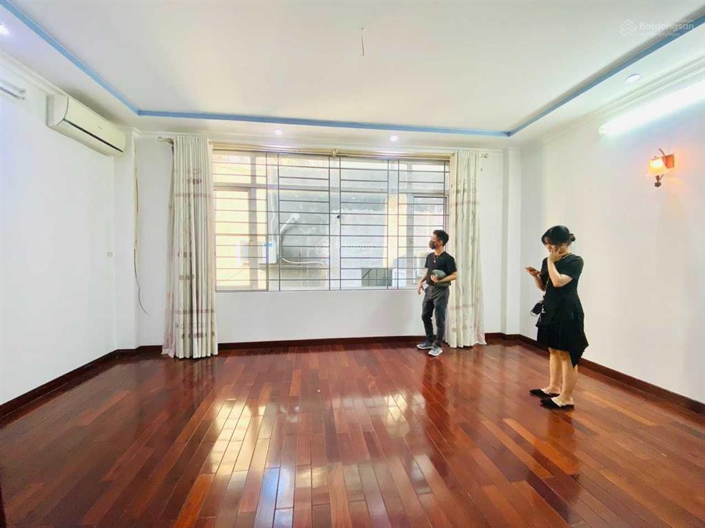 Cho thuê văn phòng 35 m2 giá 6 triệu tại cầu giấy