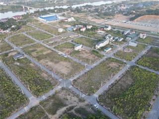 100m2 mt 5m cạnh toyota yên bái, mặt đường âu cơ, chính chủ bán