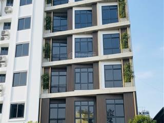 Toà nhà 23p cạnh cao đẳng fpt cho thuê 1.8 tỷ/năm