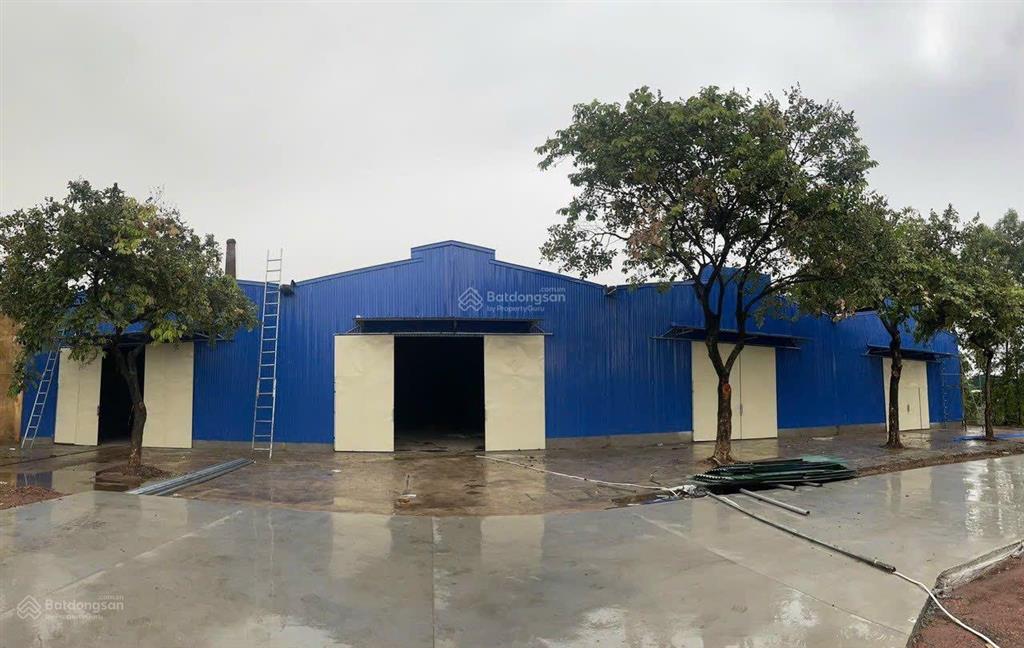Cho thuê kho dt 1000m2  0912 666 ***
