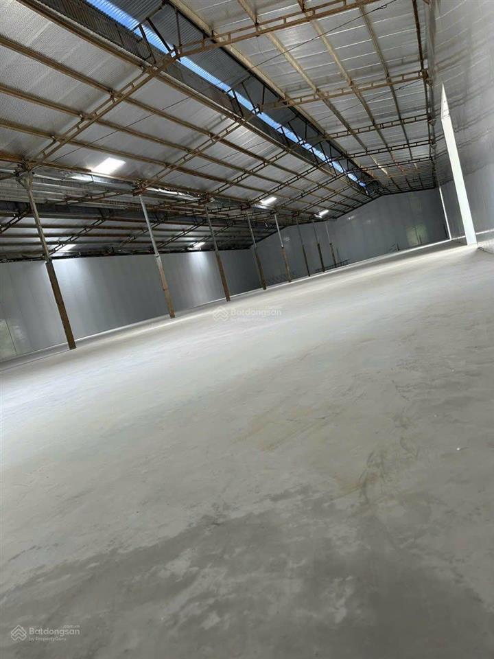 Cho thuê kho dt 1000m2  0912 666 ***