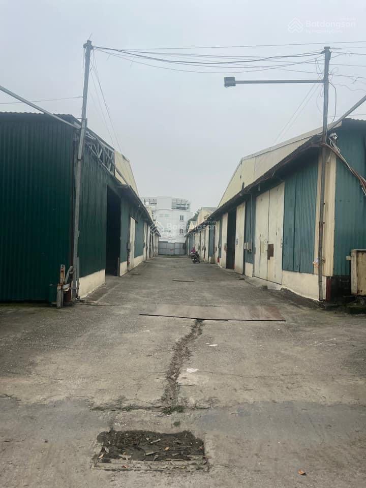 Chính chủ cho thuê kho xưởng dt 200  300  500m2 tại cầu bươu, thanh trì, hn  0912 666 ***