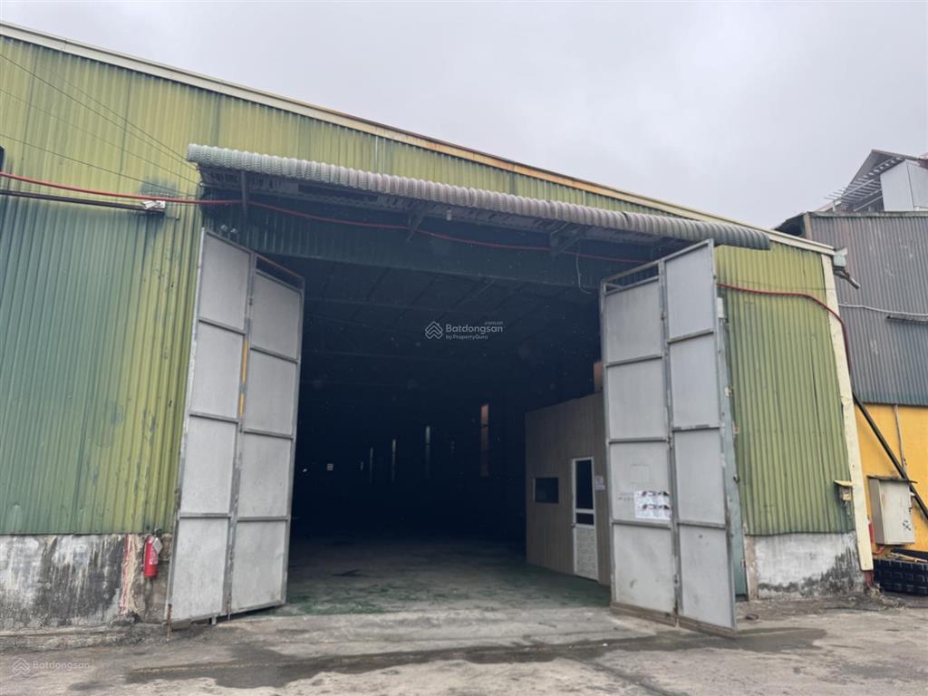Chủ kho cho thuê kho đẹp 600m2 mặt ql32 ngã tư trạm trôi  0912 666 ***