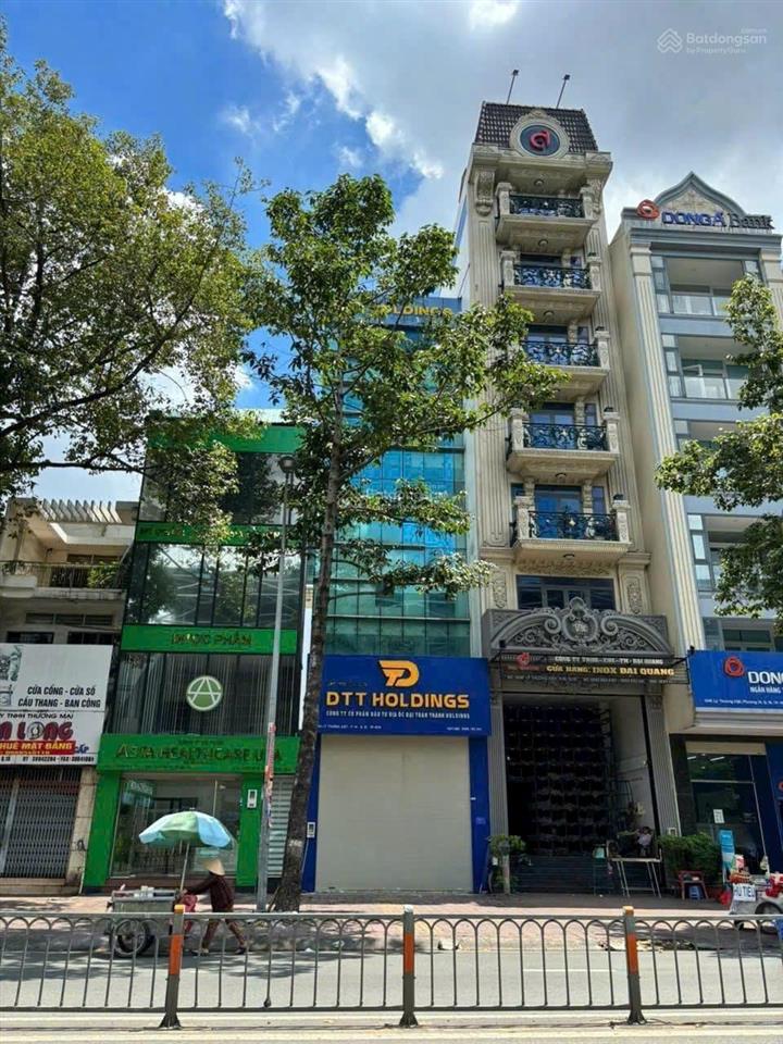 Cần bán nhà mặt tiền lý thường kiệt .quận 10. dt 6.2mx20m. giá chỉ 56 tỷ ( đoạn đẹp nhất con đường)