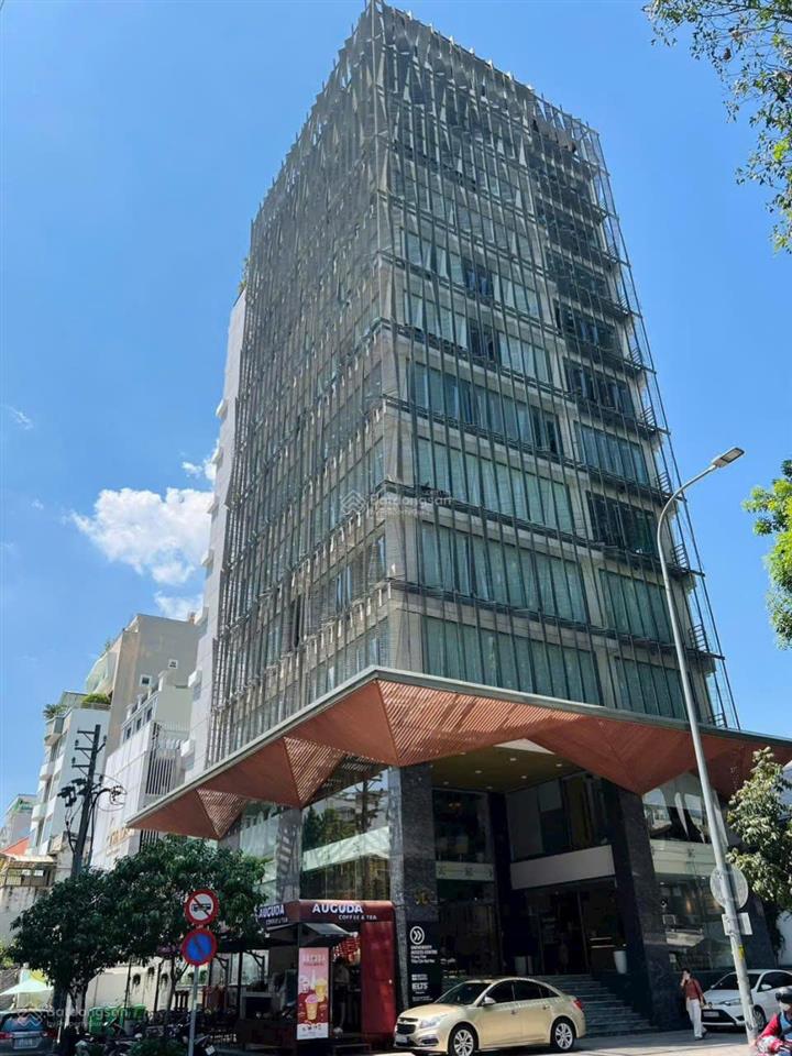 Bán nhà mt lý thái tổ, phường vườn lài, quận 10 có 5,2x22m nở hậu 6m, giá 50 tỷ