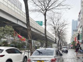 Bán đất lô góc 3 mặt đường mặt phố phạm văn đồng 90m2, vỉa hè, kd sầm uất, giá 53.6 tỷ.