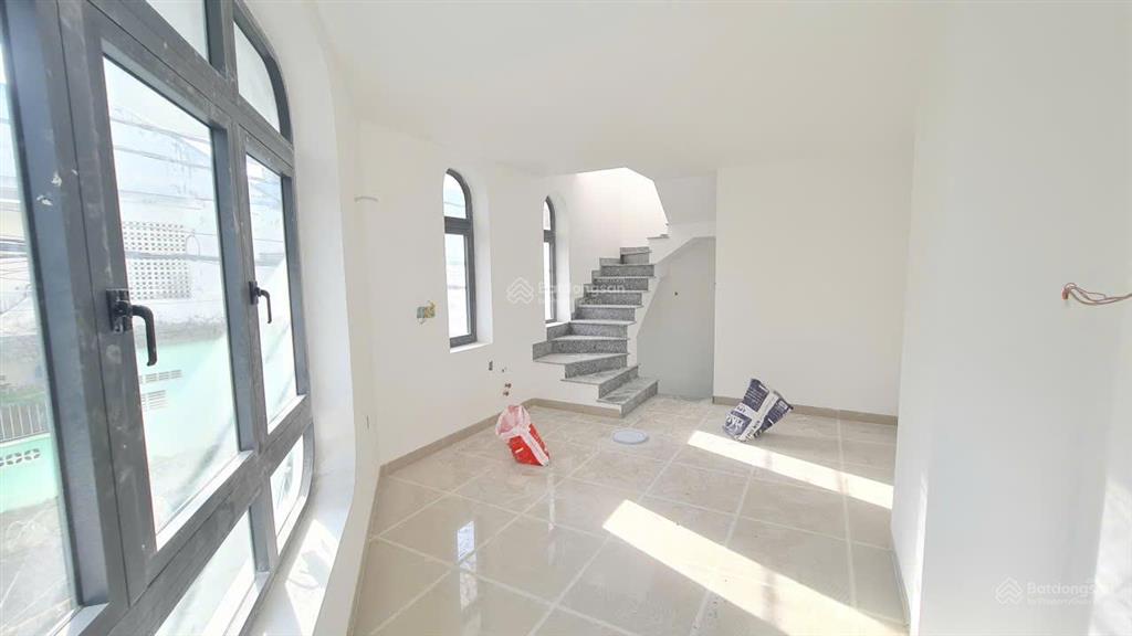 Bán căn góc 2 mặt tiền vị trí trung tâm đường âu cơ  lê chân  giá 8 tỷ