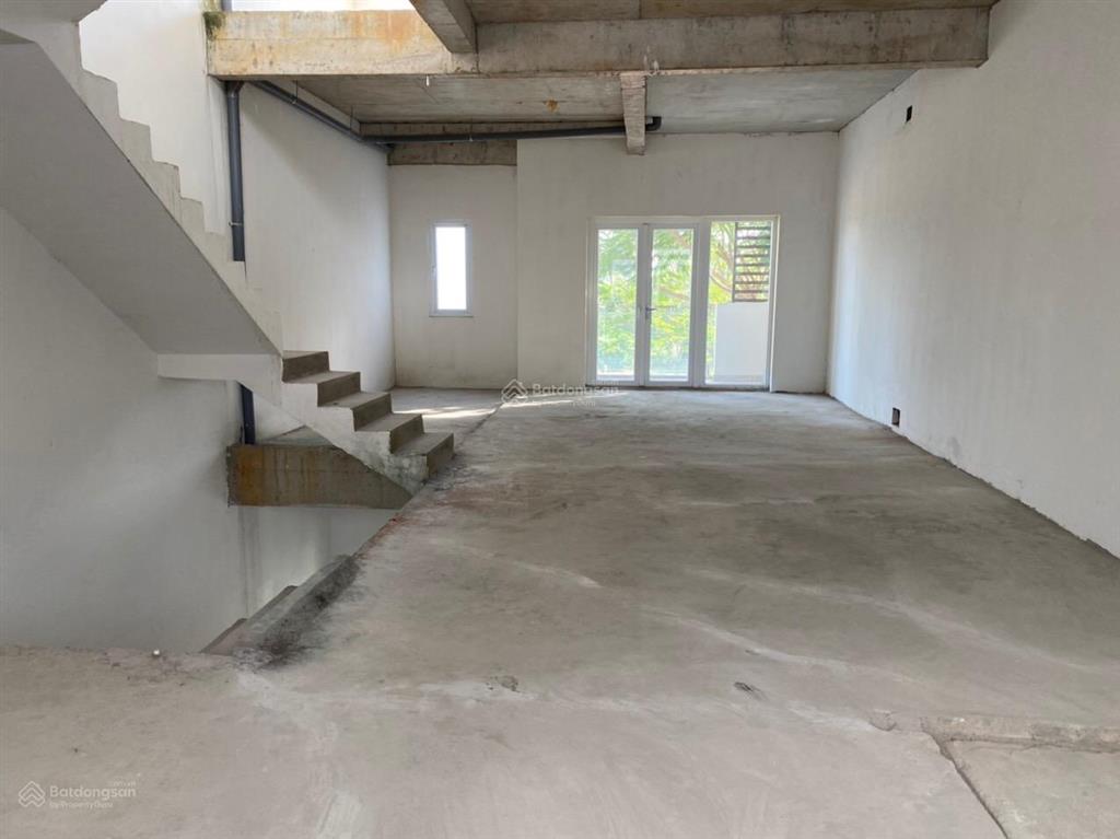 Cần bán căn 6x18m dt 108m2  giá 10.7 tỷ  tại melosa garden khang điền nhà thô. sổ hồng riêng