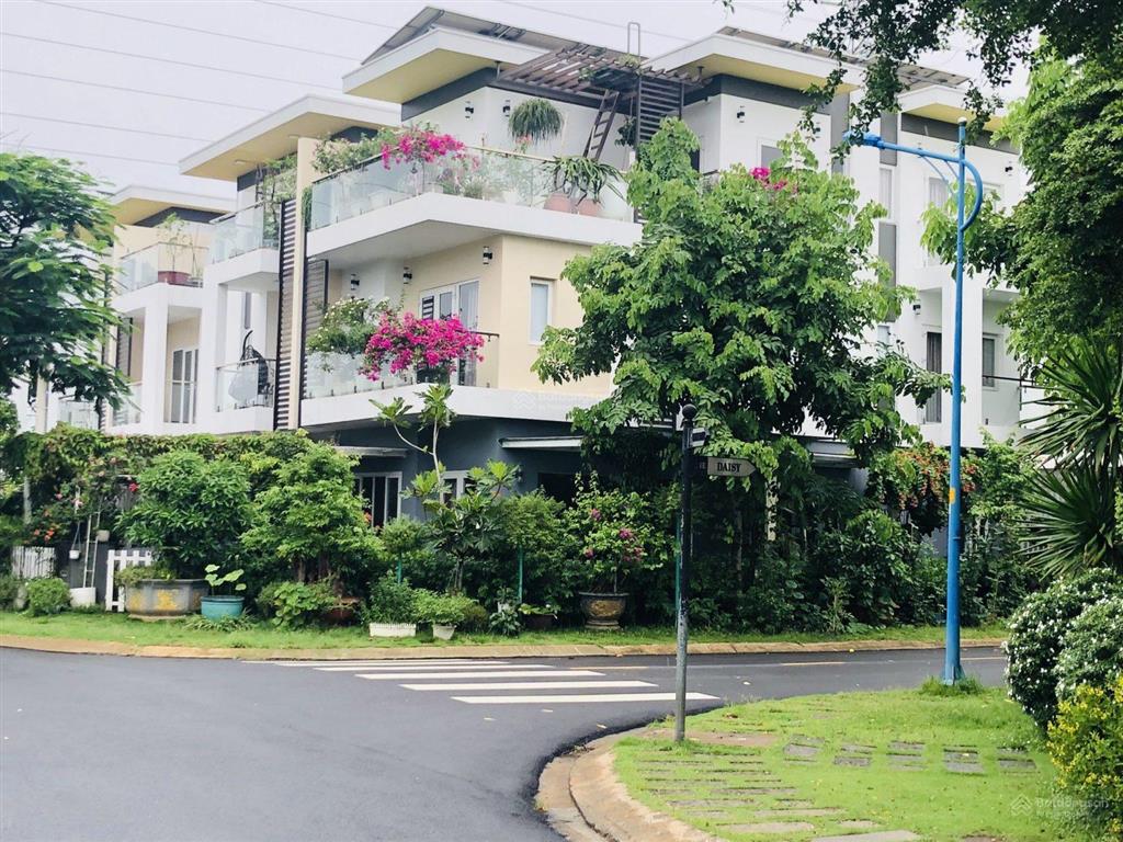 Cần bán căn 6x18m dt 108m2  giá 10.7 tỷ  tại melosa garden khang điền nhà thô. sổ hồng riêng