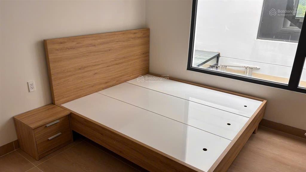 Cho thuê nhanh căn verosa 7x17  25 triệu  full nội thất  nhà mới  4 phòng ngủ 4wc  có sân vườn