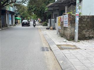 Bán nhà mới 2 tầng, ngay trung tâm hạc thành. giá chỉ 2 tỷ