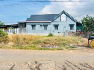 Bán lô đất 10m mặt tiền đường đang lên nhựa mới đường lê duẩn  xã đất đỏ  tp hcm