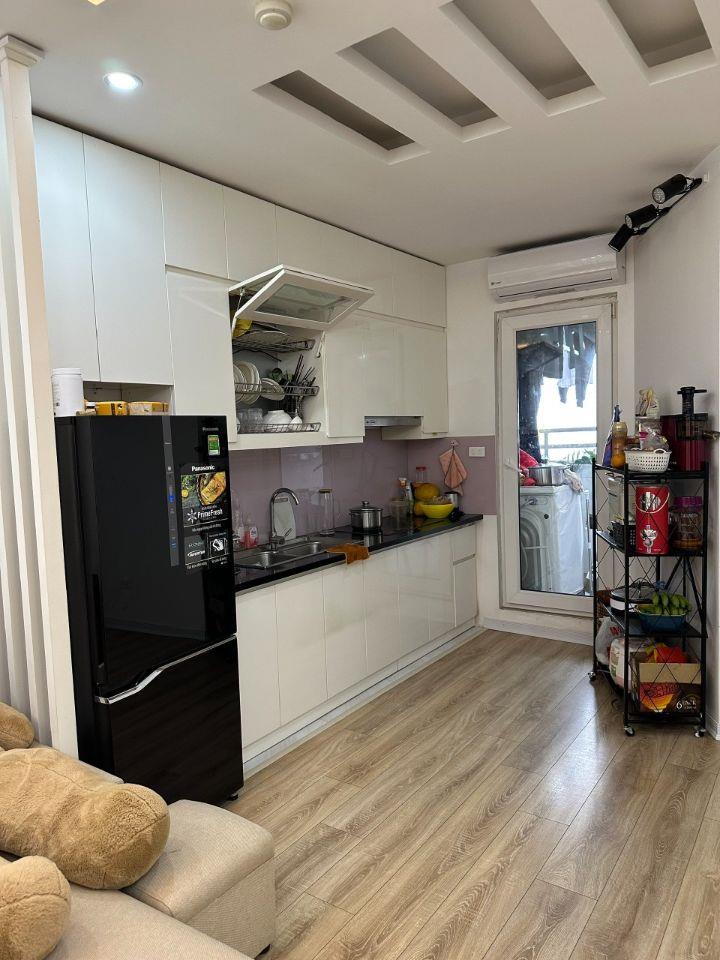 Cần bán căn hộ chung cư CT2B KĐT Mới Nghĩa Đô - DT: 55,5m2 2PN full nội thất đẹp, giá 5,880 tỷ