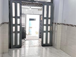 Bán nhà trệt 3 lầu và sân thượng dt 4*13m hướng tây bắc