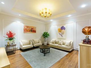 Cần bán căn hot căn hộ 73m2, tầng trung, đông bắc, full đồ nội thất, view thoáng, giá 4 tỷ 750
