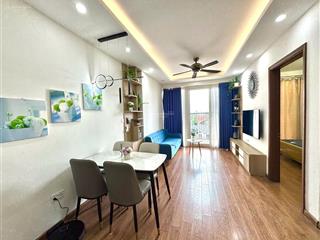 Gấp siêu hot ! chính chủ cần bán nhanh căn 2 ngủ full đồ đẹp, sđcc tại cc samsora chỉ việc về ở