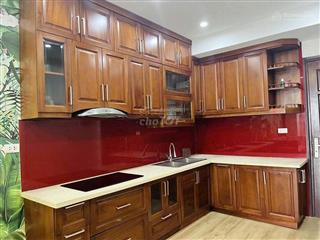 Gâp gấp !!!! nhỉnh hơn 3 tỷ có ngay căn 2 ngủ nhà đẹp full đồ tại cc xuân mai tô hiệu