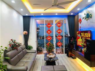 Giá nào cũng bán ! tôi cần bán nhanh căn 2 ngủ full đồ , sđcc đẹp nhất toà hemisco xala chỉ việc ở