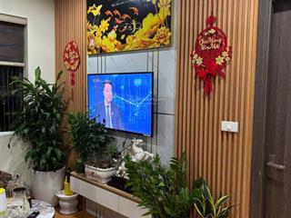 Trả giá là bán !!! gia đình tôi cần bán nhanh căn 2 ngủ full đồ đẹp , sđcc tại cc xuân mai complex