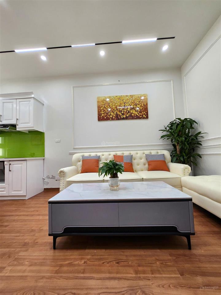 Giá nào cũng bán !!! tôi cần bán nhanh căn 2 ngủ full đồ ,sđcc tại toà pcc1 complex chỉ việc về ở