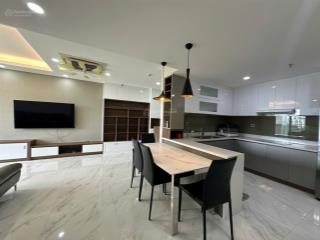 Bán nhanh căn hộ midtown phú mỹ hưng  3pn 120m2  view sông và công viên 13,2 tỷ
