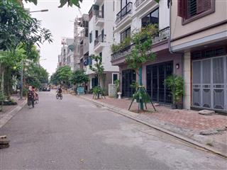 BÁN đất Phân Lô, Thanh Am, Thượng Thanh, Long Biên, 50m2, MT5,4m, Vỉa Hè, Kinh Doanh