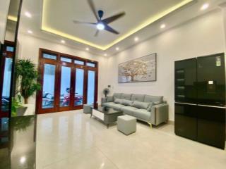 Bán Gấp Nhà Ngõ 48 Đàm Quang Trung, Cổ Linh, Long Biên, 48m2, 6 Tầng, Thang máy, Lô Góc