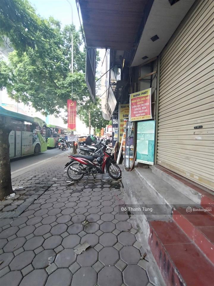 Bán mảnh đất 424m2, mặt tiền 20m, mặt đường trường chinh. vị trí đẹp, mặt tiền khủng. giá 180 tỷ