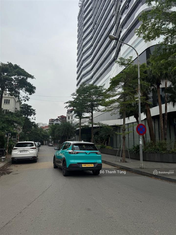 Bán mảnh đất hiếm, siêu đẹp mặt phố lộc, bắc từ liêm. diện tích rộng, mặt tiền quyền lực. giá 55 ty