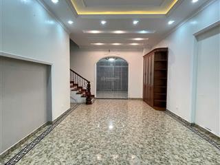 Cho thuê nhà 160m2 x 4 tầng, giáp vin smart city, 30tr.  0888 516 ***