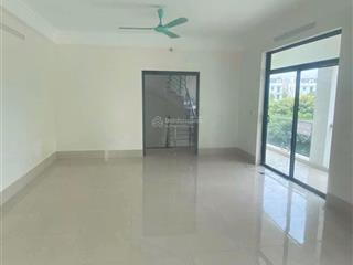 Cho thuê nhà 94m2 x 4 tầng, giáp vin smart city, 18tr.  0888 516 ***