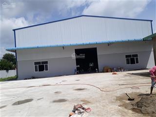 Cho thuê nhà xưởng mặt tiền tl8 cách cầu vượt củ chi 3km giá rẻ