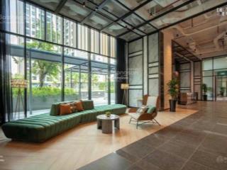 Bán căn hộ de la sol 2pn 2wc lầu cao view thoáng full nội thất 9.5 tỷ