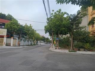 Bán đất lô góc view vườn hoa đường Phùng Quang Phong, Liên Bảo, Vĩnh Yên, Vĩnh Phúc